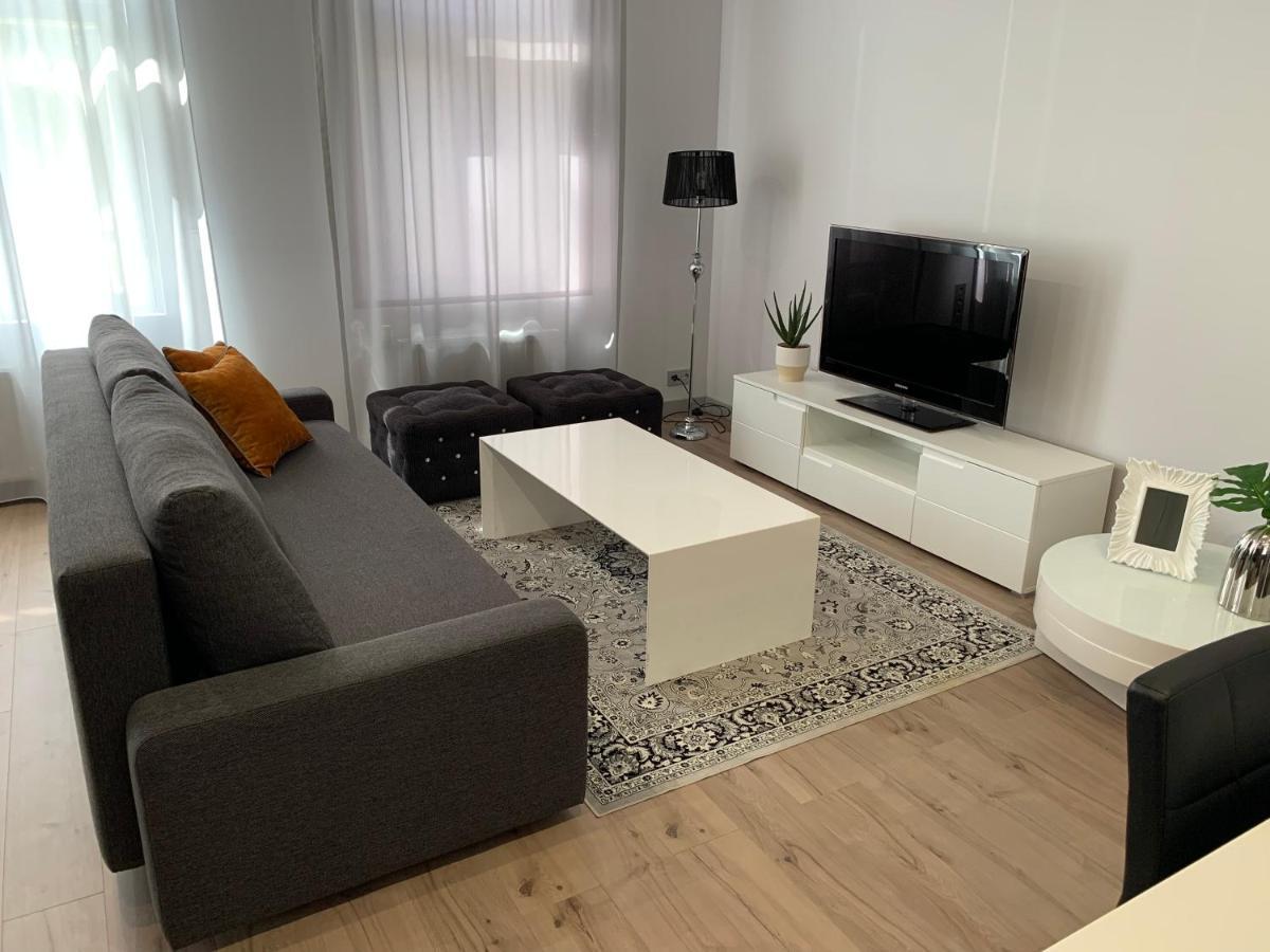 Zair Fireplace Apartments Tallinn Kültér fotó